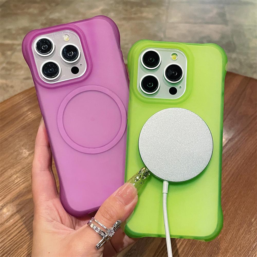 Роскошный мягкий силиконовый магнитный чехол для зарядки Magsafe для iPhone 14 11 12 13 15 Pro Max матовый прозрачный цветной ударопрочный чехол