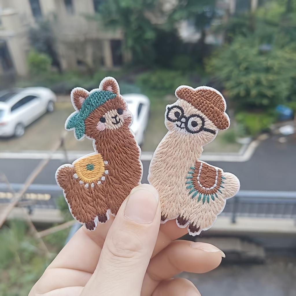 Милые мультяшные альпаки, вышитые тканевые наклейки, Декоративные наклейки, Очень подходят для украшения одежды, обуви, шляп, пальто, шарфов, рюкзаков