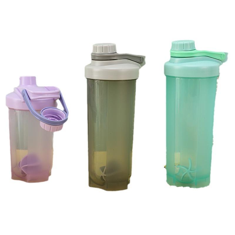 Protein Shaker Cup with Handle, Scale, and Screw Cap - Perfect for Mixing Milkshakes and Fitness Drinks