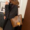 Корейский нишевый дизайн, портативная сумка-мессенджер для поездок, женская, новая коллекция осень-зима 2025, сумка-тоут, ретро, большая вместительность, на плечо