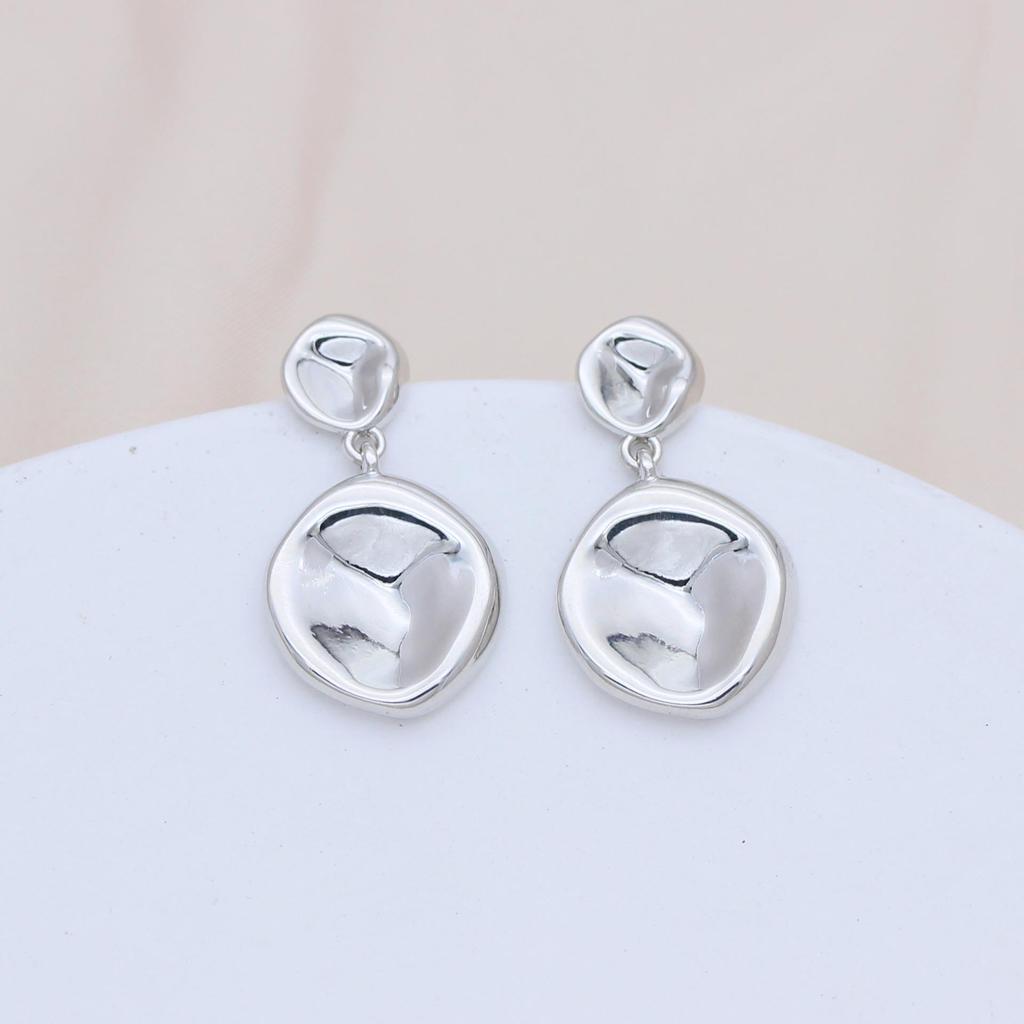 Минималистичные геометрические серьги-пусеты из серебряных игл S925, полированное золото, модная роскошь, трансграничные бестселлеры, ювелирные украшения для ушей.