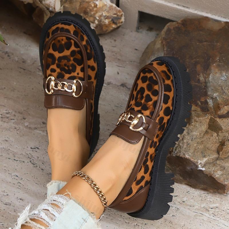 Fashion Leopard Print Women's Shoes 2025 Spring New Platform Anti Slip Metal Decorative Loafers Retro Comfortable Outdoor Casual Shoes