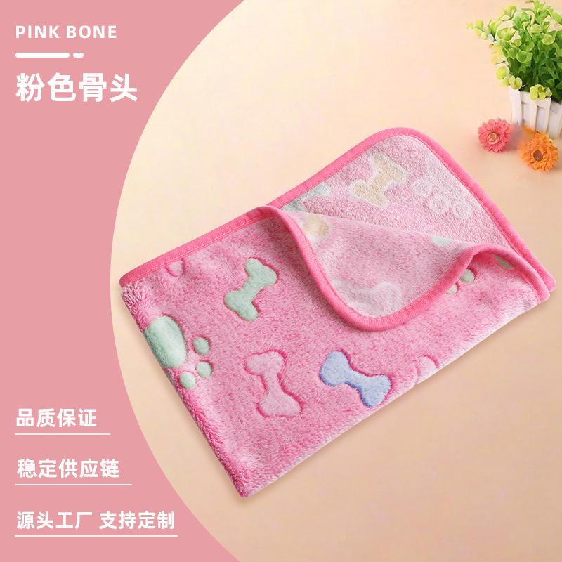 Pet blanket suitable for all seasons, made of coral fleece, soft and non-shedding, double-sided fleece, comfortable pet mat