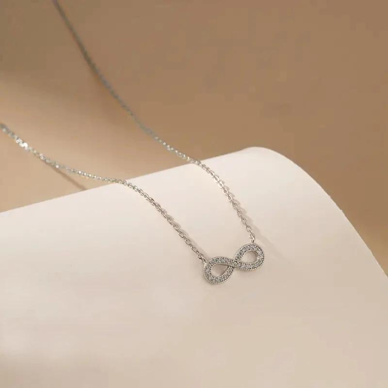 Huitan Aesthetic Infinity Shaped Pendant Necklace Luxury Exquisite Cubic Zirconia Necklace Wedding Charms Jewelry Accessories