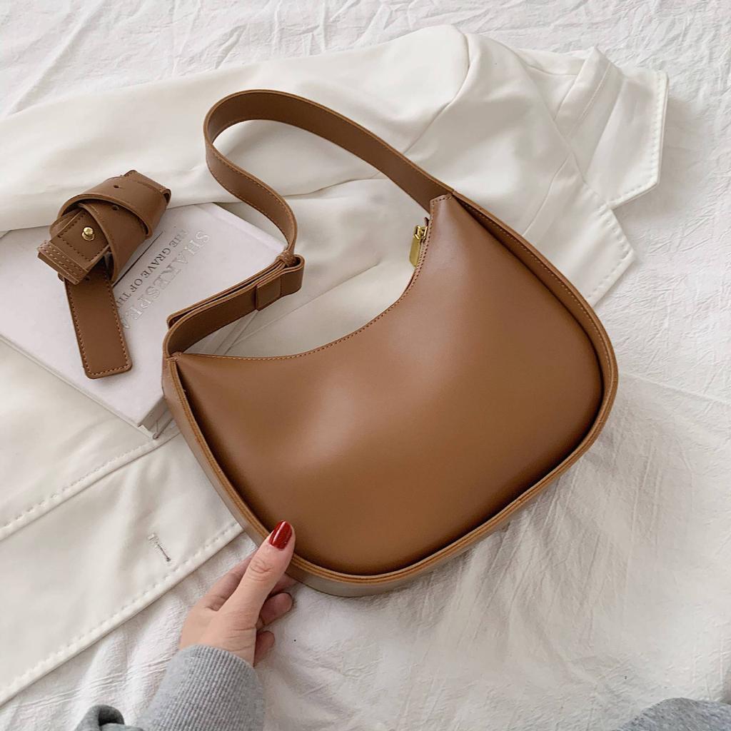 Retro Saddle Bag Women's 2025 New Fashion and Versatile Korean Underarm Bag Niche Versatile Commuter Crossbody Bag