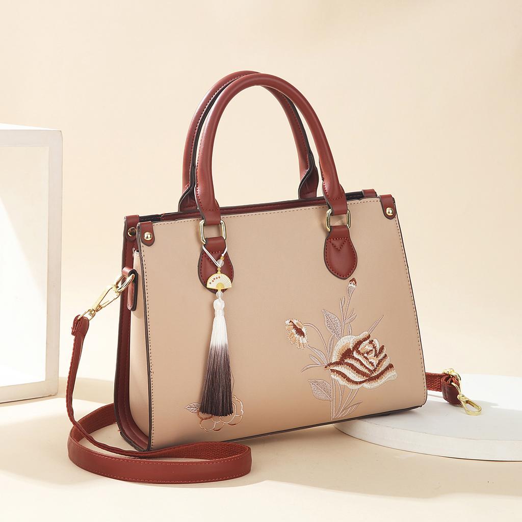Женская сумка-мессенджер для мамы 2025 новая высококлассная вышивка в китайском стиле для среднего возраста свадебная сумка большой вместимости