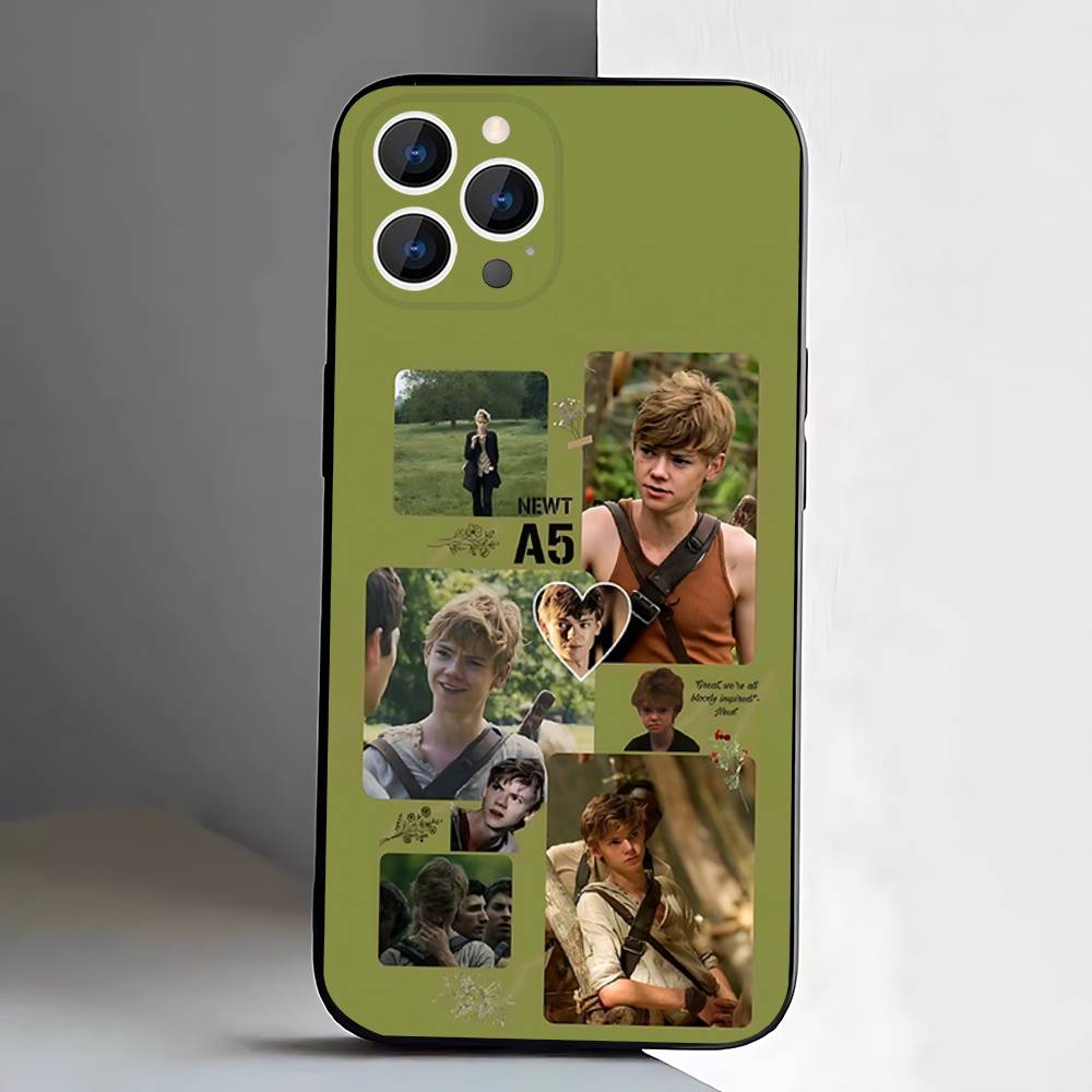 Чехол для телефона M-Maze R-Runner Для iPhone 17,16,15,14,13,12,Pro,Max,Plus,E,SE4,Air,Mini Черный Мягкая Коробка