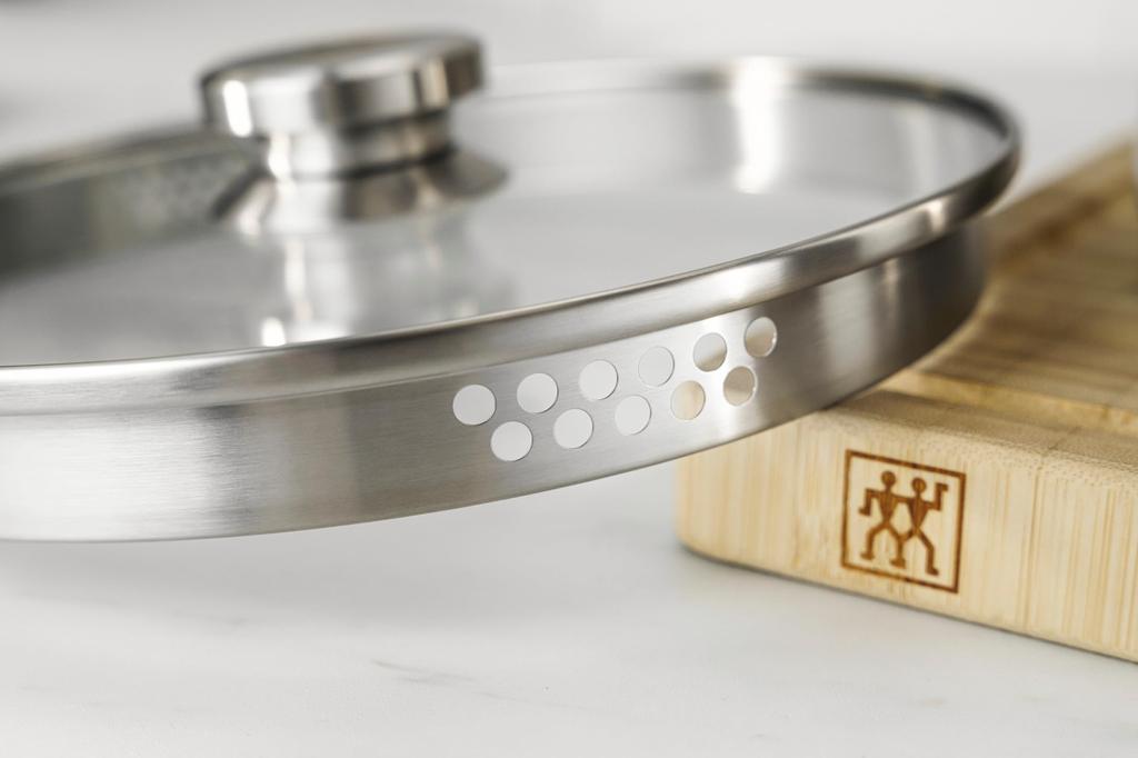 Горшок для тушения ZWILLING, дно из нержавеющей стали, совместимое с IH, японская кастрюля Pouristic "Pouristic 20 см", двуручная, 3-слойная, 3,0 л [Авторизованный продукт]