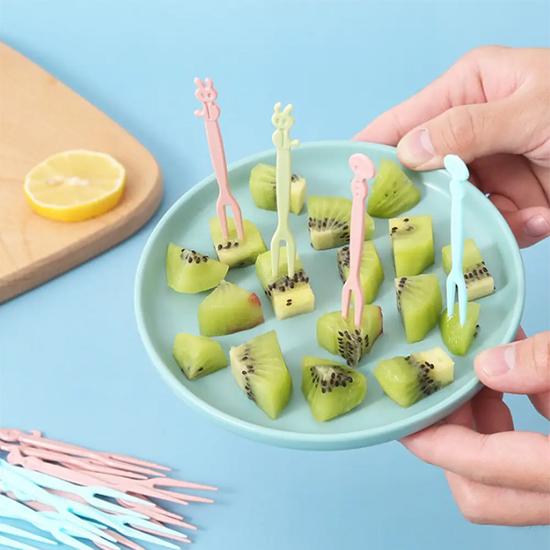 Cartoon Animal Disposable Fruit Fork Box Containing 50 Plastic Dim Sum Fork Fruit Fork Color Two Tooth Cake Fork