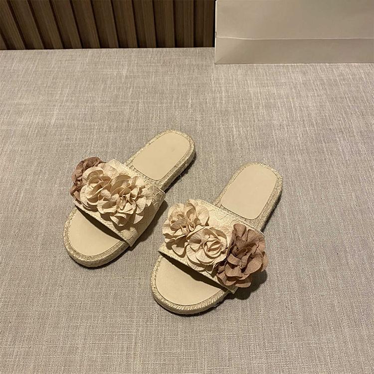 Fashion Women Flower Decoration Flat Slippers Chanese Style Braided Bottom Slip On Women Sandals Summer Soft Lightweight Femme Slides