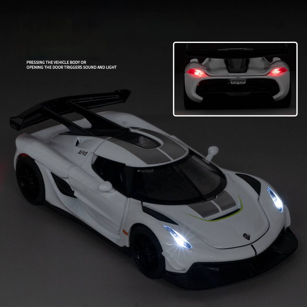 Koenigsegg Jesko Attack Суперкар Симуляция Литые и Игрушечные Транспортные Средства Звуки и Свет Машинка с Инерционным Двигателем 1:32 Подарки из сплава для детей