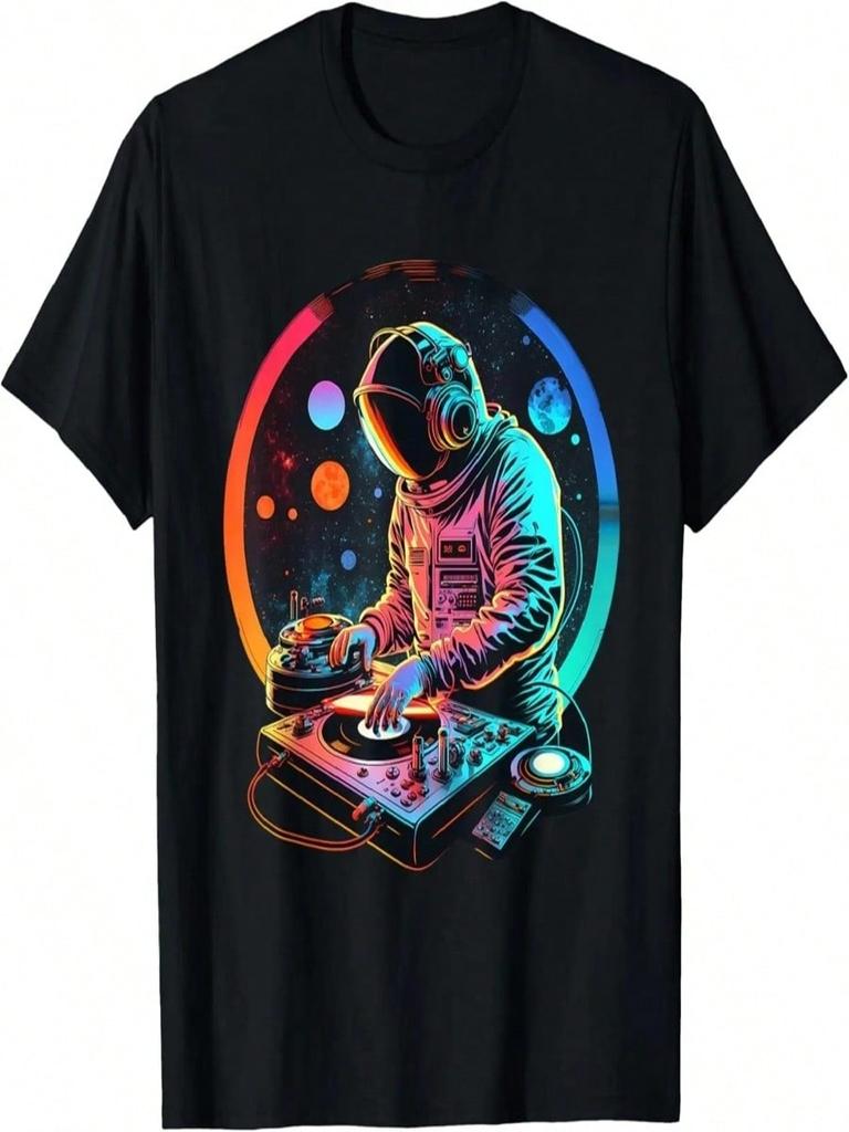 Retro Astronaut DJ, DJing In Space, EDM Cool Graphic T-Shirt