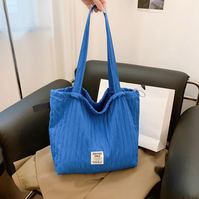 Сумка Женская 2025 Новая Осенняя Ленивый Ветер Красный Холщовый Повседневный Модный Большая Вместимость На Одно Плечо Портативная Сумка-Тоут