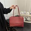 Large Capacity Bag Summer New Retro Briefcase Women's Niche Design Shoulder Crossbody Big Bag Tide