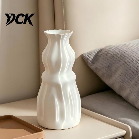 Artistic Vase with Flowing Light 3D Printed Flower Vase, Modern Decorative Minimalist Container, Home Accent Piece Floral Arrangement Holder