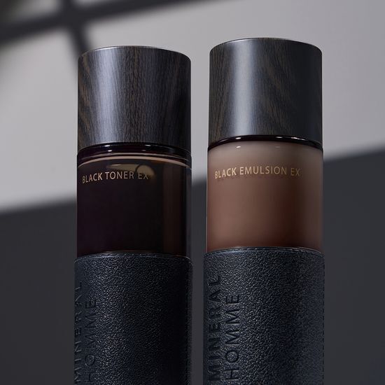 The Saem Минеральный тоник/эмульсия для мужчин Black Toner/Emulsion Выберите 1