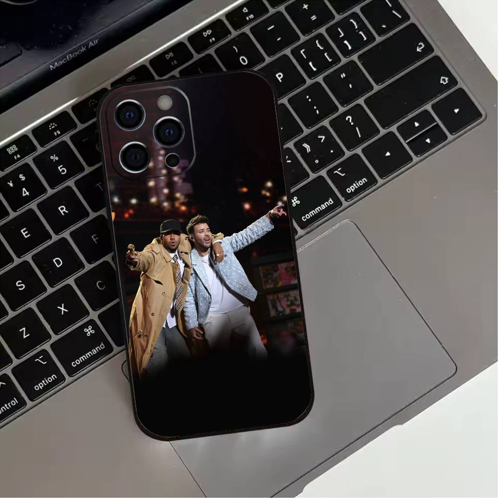 Singer Romeo Santos Phone Case For iPhone 17,16,15,14,13,12,11 Plus,Pro Max,XS,Soft Silicone Black Cover