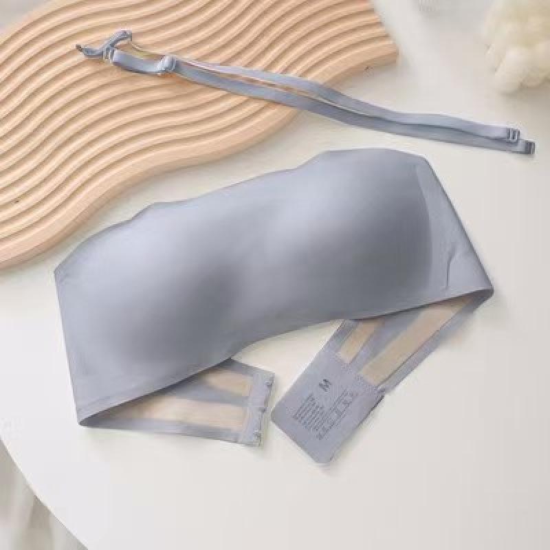 Seamless Strapless Bandeau with Non-Slip Jelly Strip for Women, Beautiful Back Design, Ideal for Small Chest