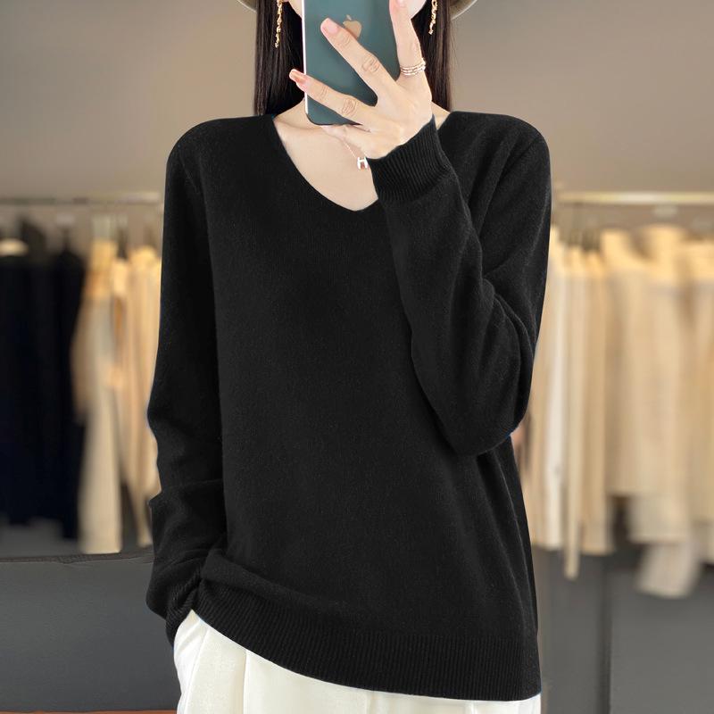 Women's V-Neck Knit Sweater: Loose-Fit, Flat Base Layer for Autumn/Winter, Solid Color Pullover Style