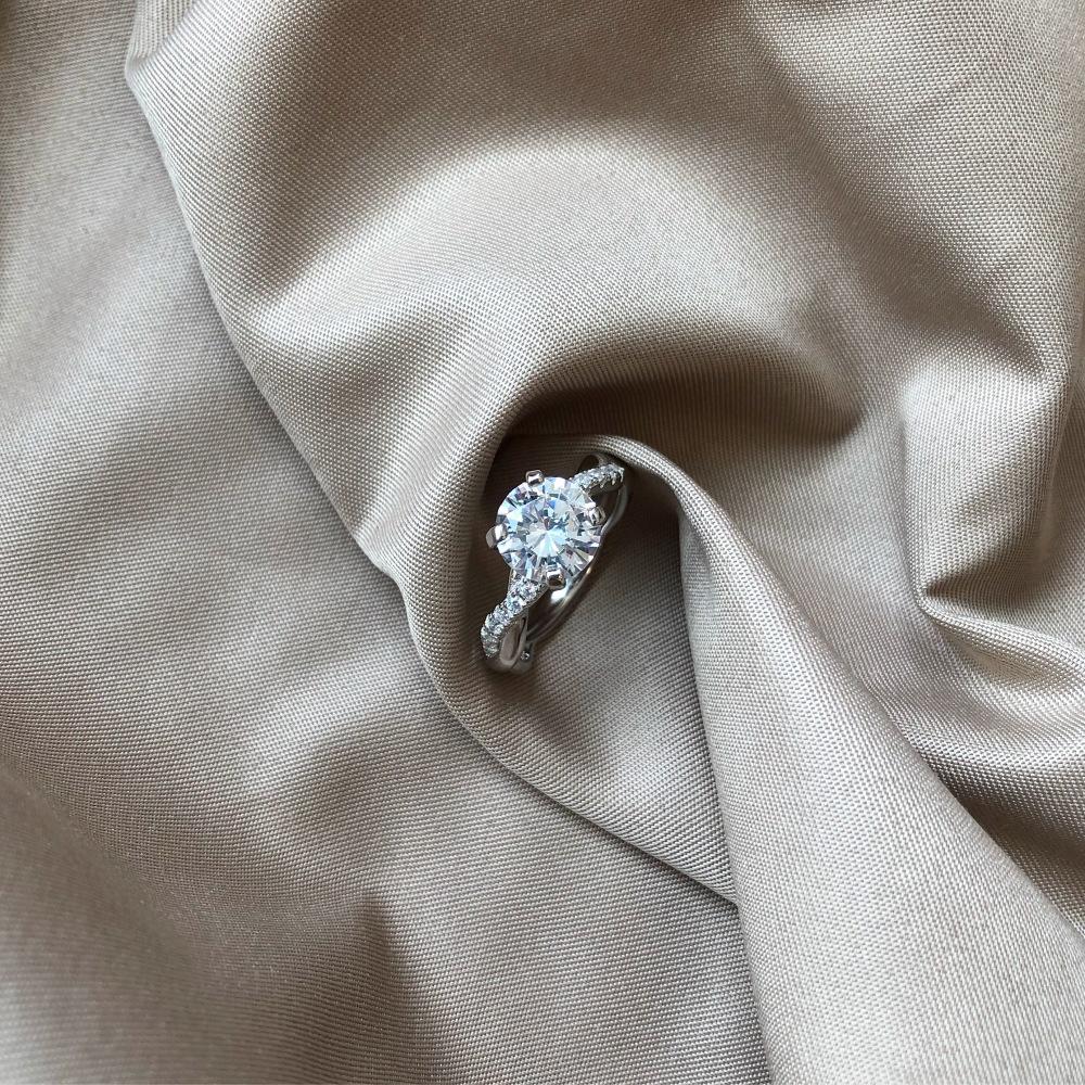 Tancise Women Classic 925 Sterling Silver Zircon Ring Ladies Jewelry Wedding Promise Party Gift