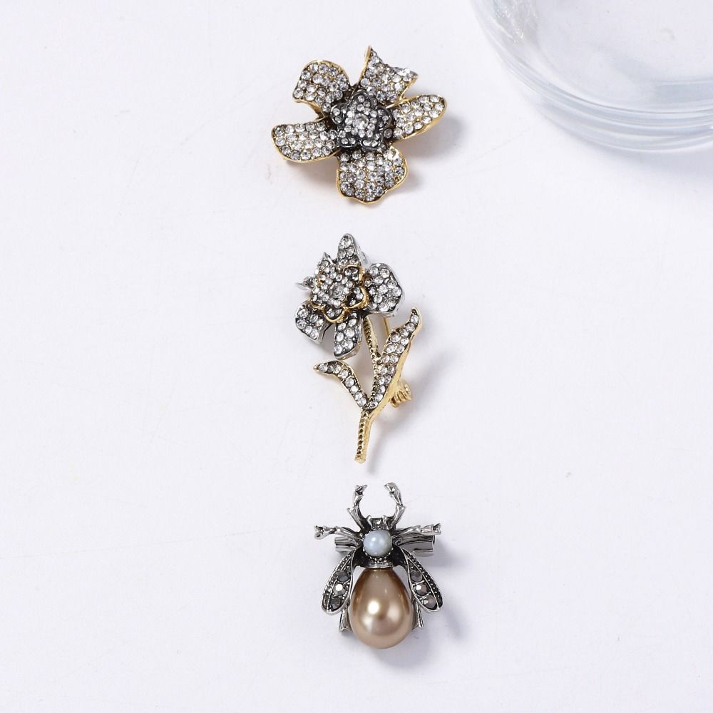Star Rhinestone Insect Brooch Set Vintage Corsage Ornament Clothing Accessories Metal Pin Women