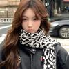 Leopards Print Plush Scarf Soft And Warm Neckerchief Fashionable Winter Scarves Suitable for Skiing and Camping
