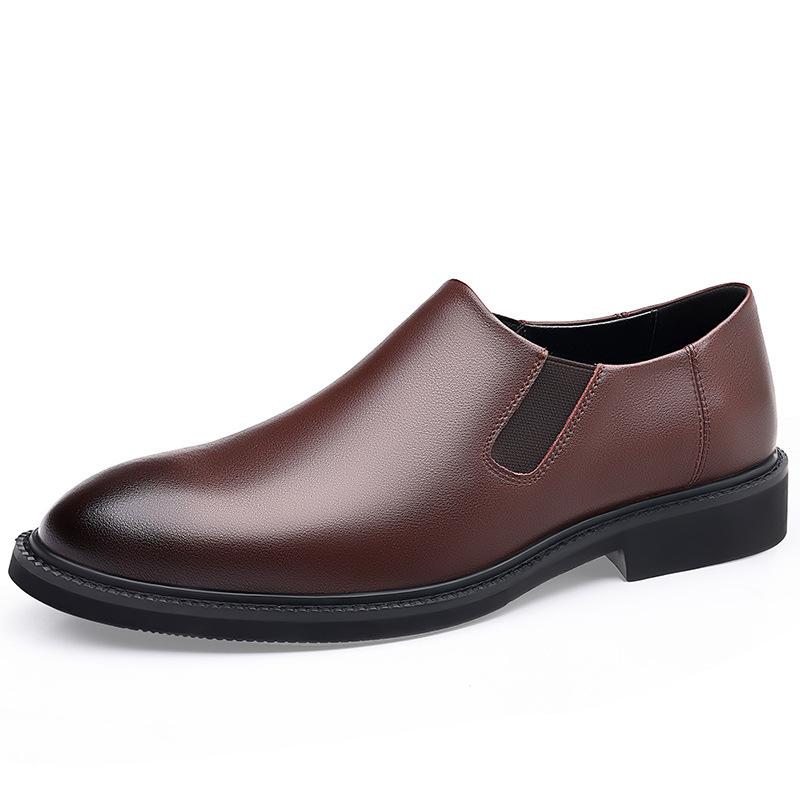 2026 new business men's shoes casual leather shoes overalls British style pointed Chelsea