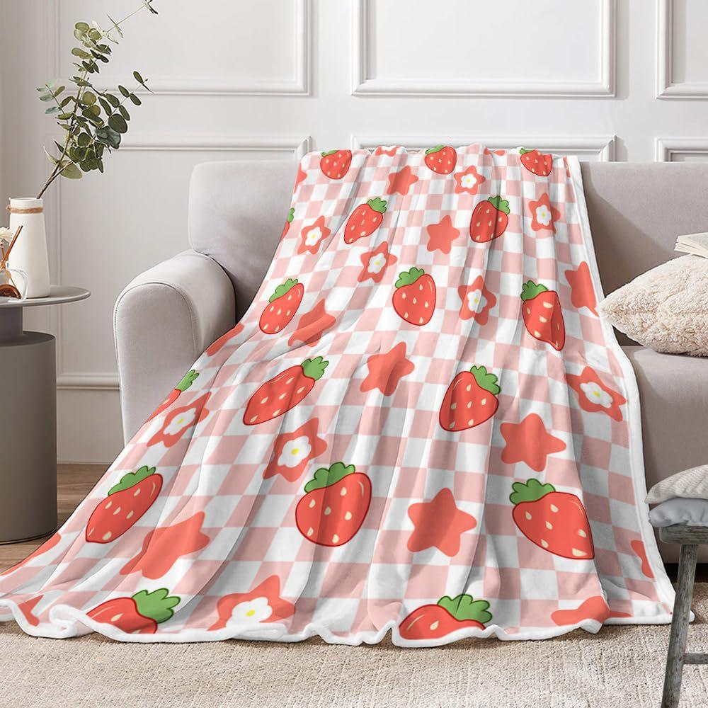Strawberry Pattern Collection digital-printed polyester Bedroom velvet flannel cover blanket Fleece sofa cover blankets for beds