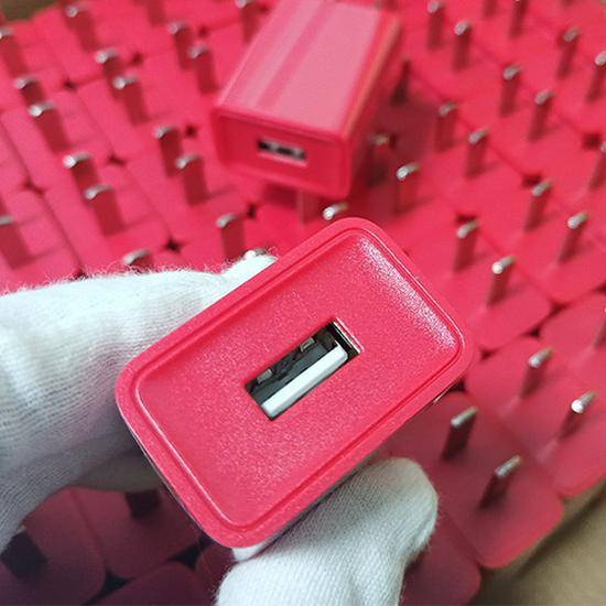 3C Certified Red Dual-Port 5V2A Fast Charging Mobile Charger with Logo