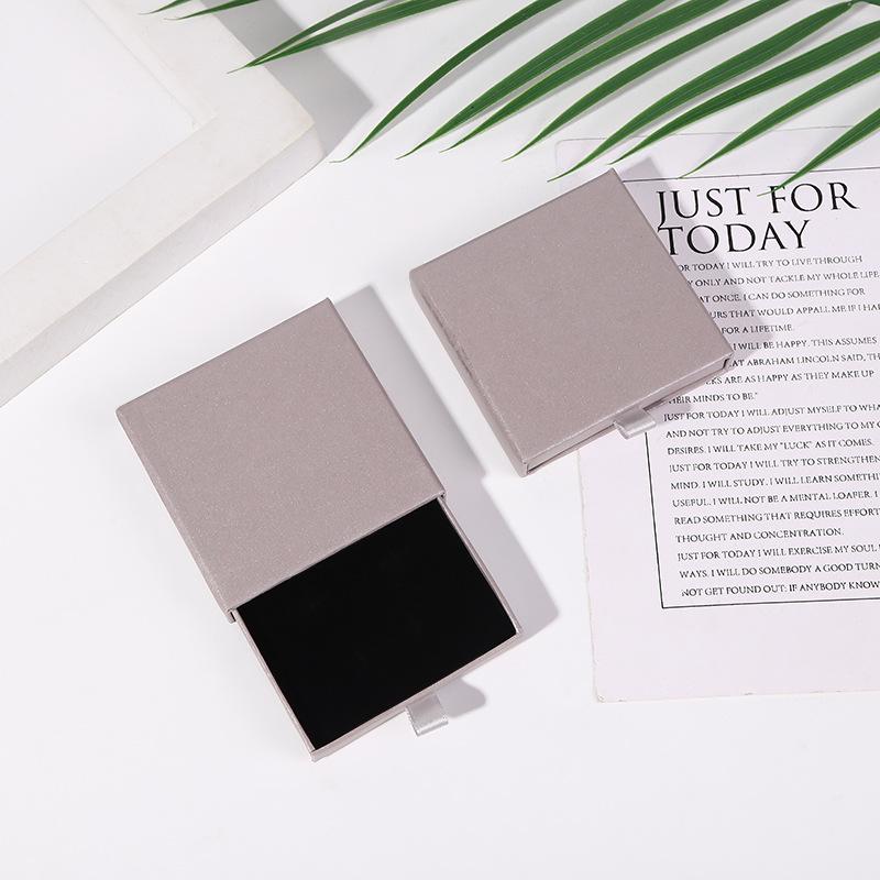 10x10x2 см Коробка для ювелирных изделий и ожерелий 16 цветов Квадратная Выдвижная Стиль Дорожная Шкатулка для украшений Органайзер для хранения Упаковочный кейс для сюрприза