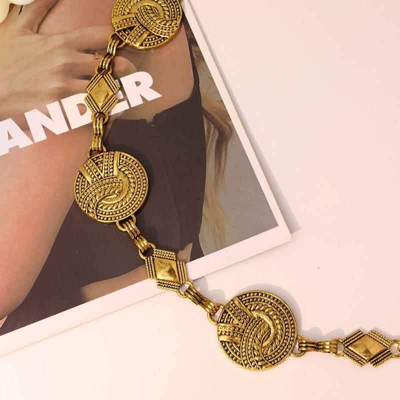 Европейская и американская старинная позолоченная почерневшая металлическая женская цепочка на талию в западном InS-стиле с ретро-резьбой
