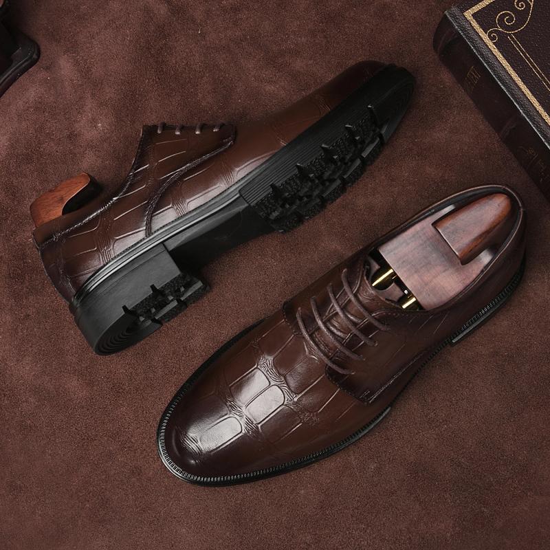 Classic Men's Genuine Leather Shoes Business Fashion Casual Shoes Office Banquet Dress Shoes Men's Outdoor Retro Hiking Shoes
