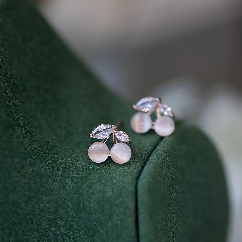 Серьги-гвоздики Cherry, женские простые серьги Niche Design Sense Pink Opal Fruit Earrings Summer