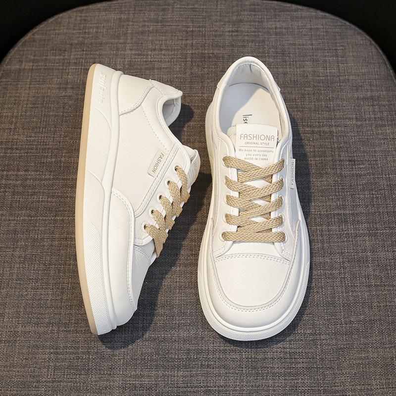 Импортные кожаные маленькие белые туфли женские весна и осень новые универсальные тонкие дышащие спортивные повседневные легкие на мягкой подошве студенческие туфли