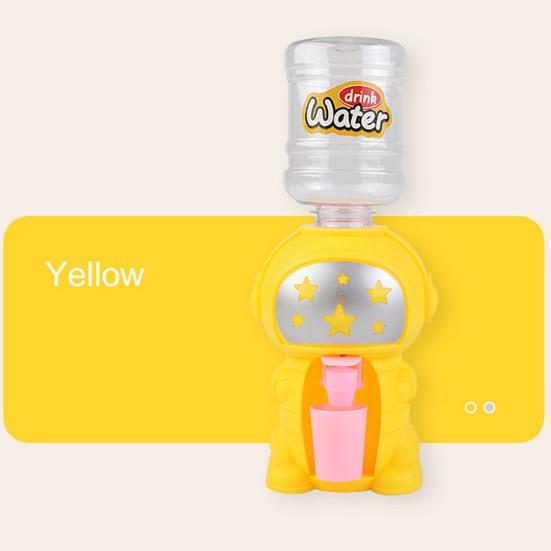 Диспенсер для воды. Мигающие огни. Интерактивная мини-игрушка с игрушкой. Развивает зрительно-моторную координацию и укрепляет связь между родителями и детьми.