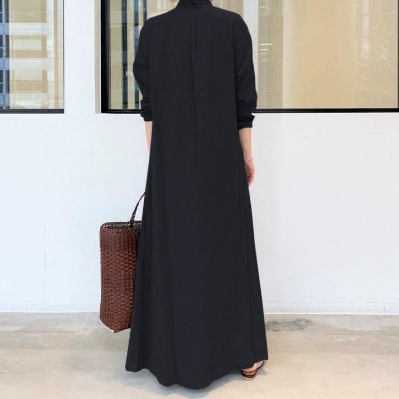 Однотонное цветное длинное платье-рубашка с лацканами и вставным карманом на рукаве