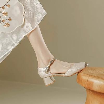 Босоножки Баотоу женские 2025 новые летние в национальном стиле в новом китайском стиле с ципао туфли-лодочки французский темперамент квадратный носок высокий каблук