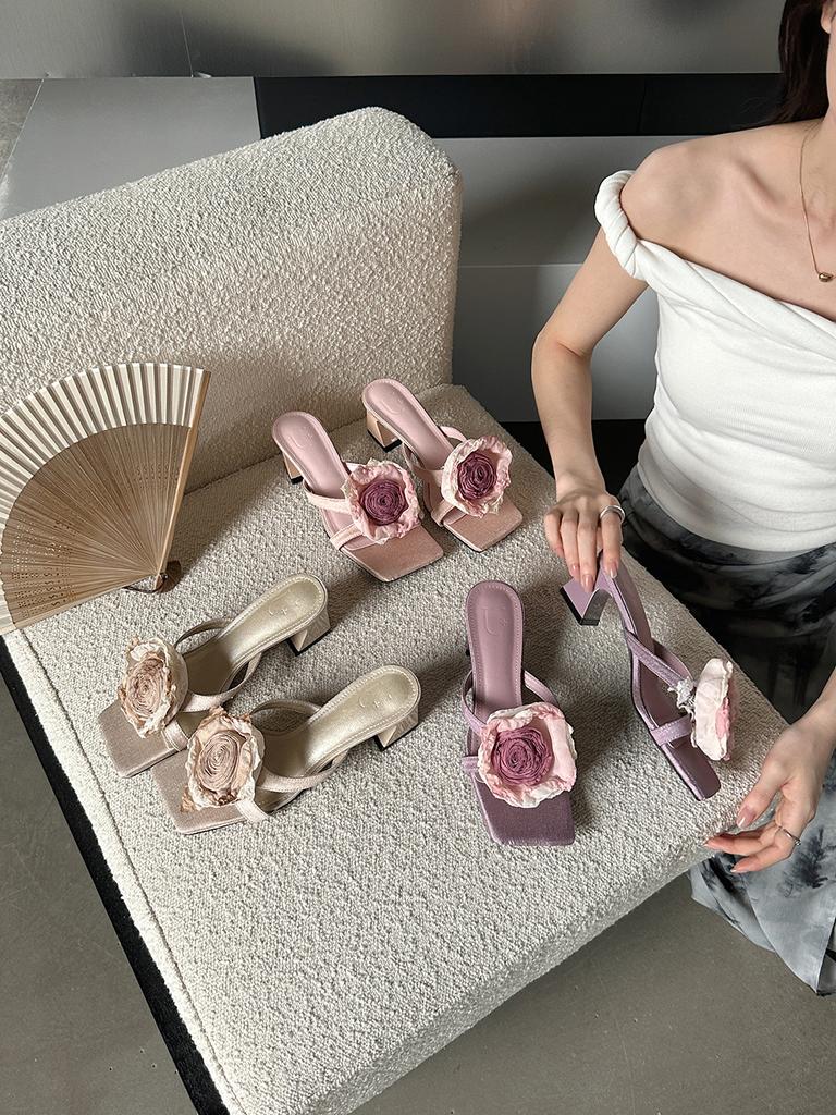 Мода Модные женские шлепанцы тапочки бежевые фиолетовые розовые летние уличные туфли мюли толстые средние каблуки цветочный узор повседневные туфли-лодочки для вечеринок 39