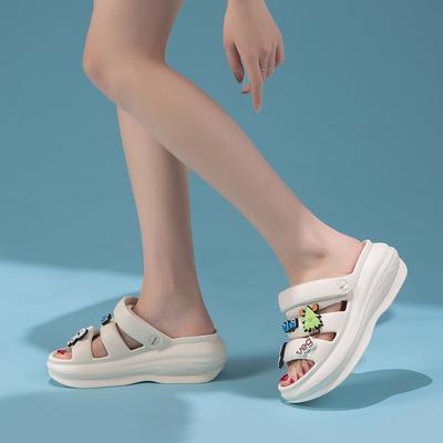 Летние новые женские сандалии на платформе, корейская версия, модная верхняя одежда, повседневные пляжные сандалии