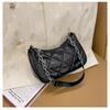 2023 New Autumn Casual Commuter Handbag Fashion Trendy Shoulder Bag Korean Style Simple Lady Armpit Bag
