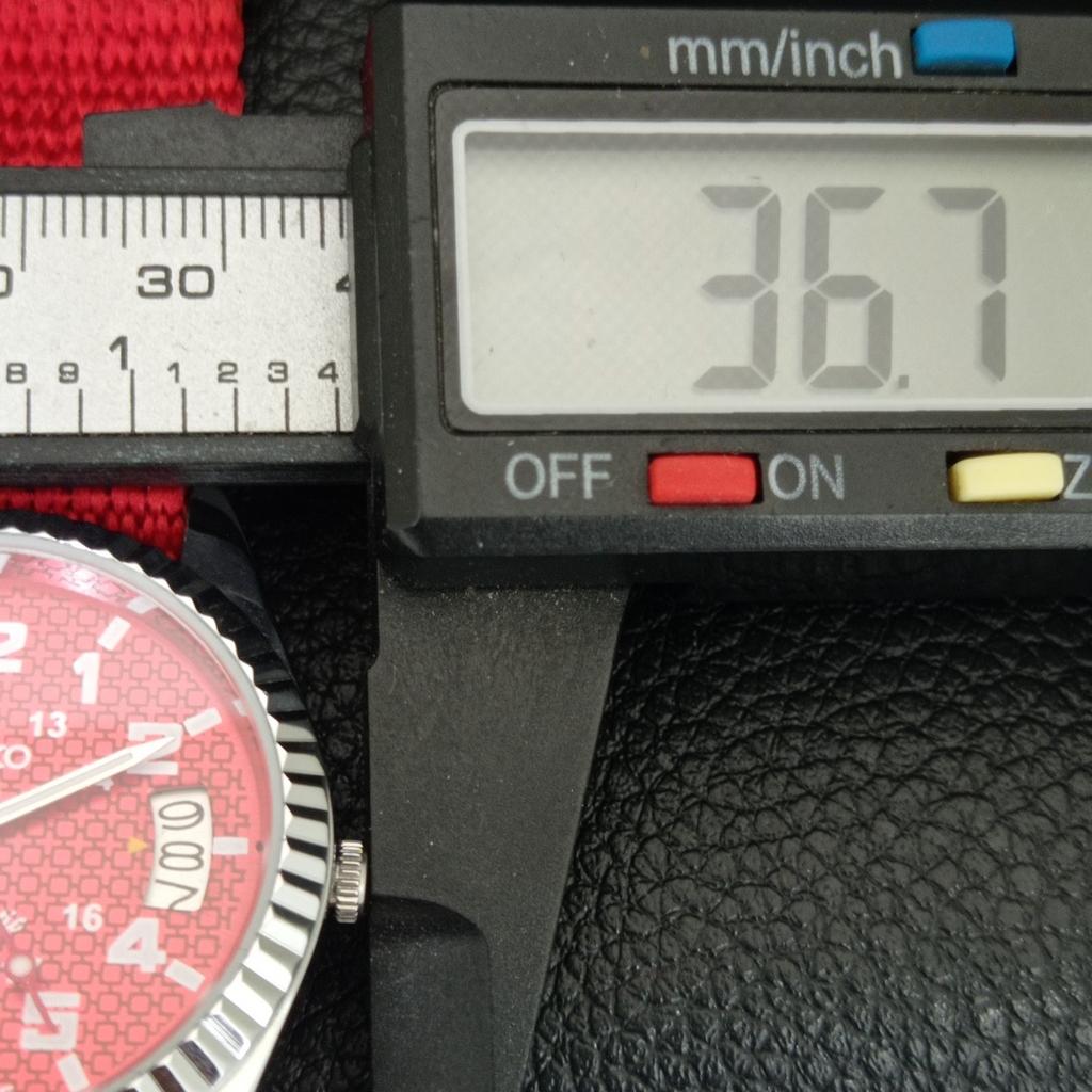 SEIKO 5 AUTOMATIC 6309A VINTAGE REFURBISHED JAPAN MENS RED DIAL WATCH a444011-1