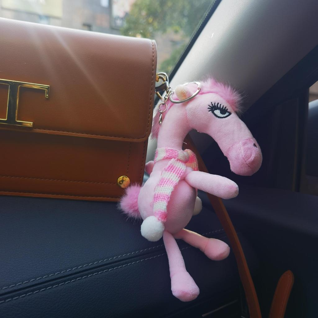 Мультяшный брелок для ключей в виде лошади, изысканное мастерство в стиле фэнтези, плюшевая кукла-пони с шарфом, розовая игрушка-симуляция лошади, рождественский подарок