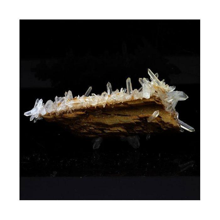 Pierres et Minéraux. Quartz + Siderite. 64.5 ct. Saint-Pierre-de-Mésage, Isère, France.