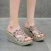 Модная женская обувь на распродаже 2025 Модные новые туфли с кристаллами, круглый носок, платформа, бестселлер, пляжные сандалии, клиновидные сандалии для женщин