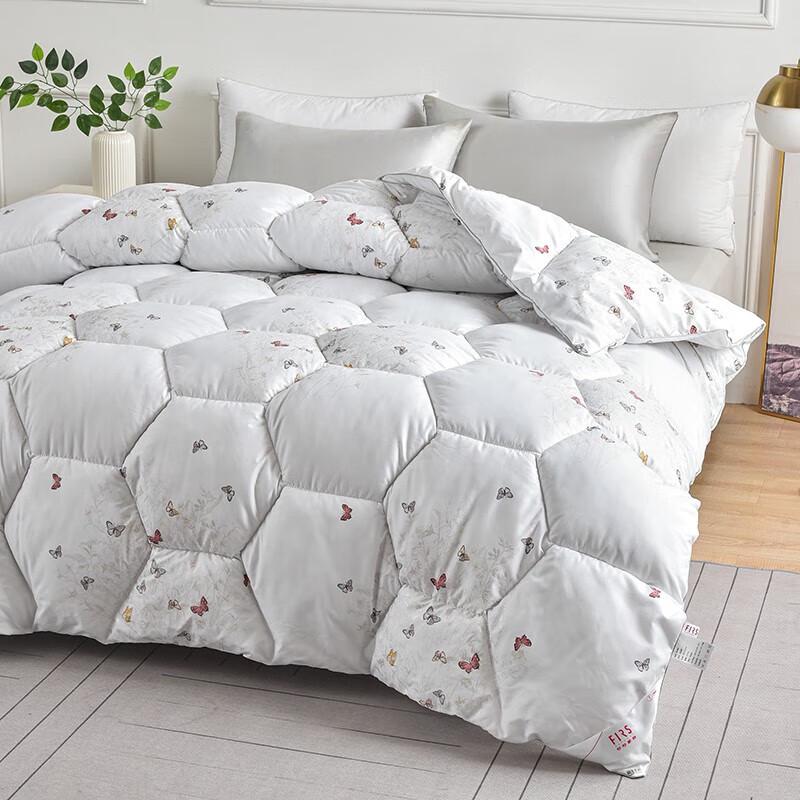 Премиальное зимнее одеяло FIRS с альтернативным пуховым наполнителем