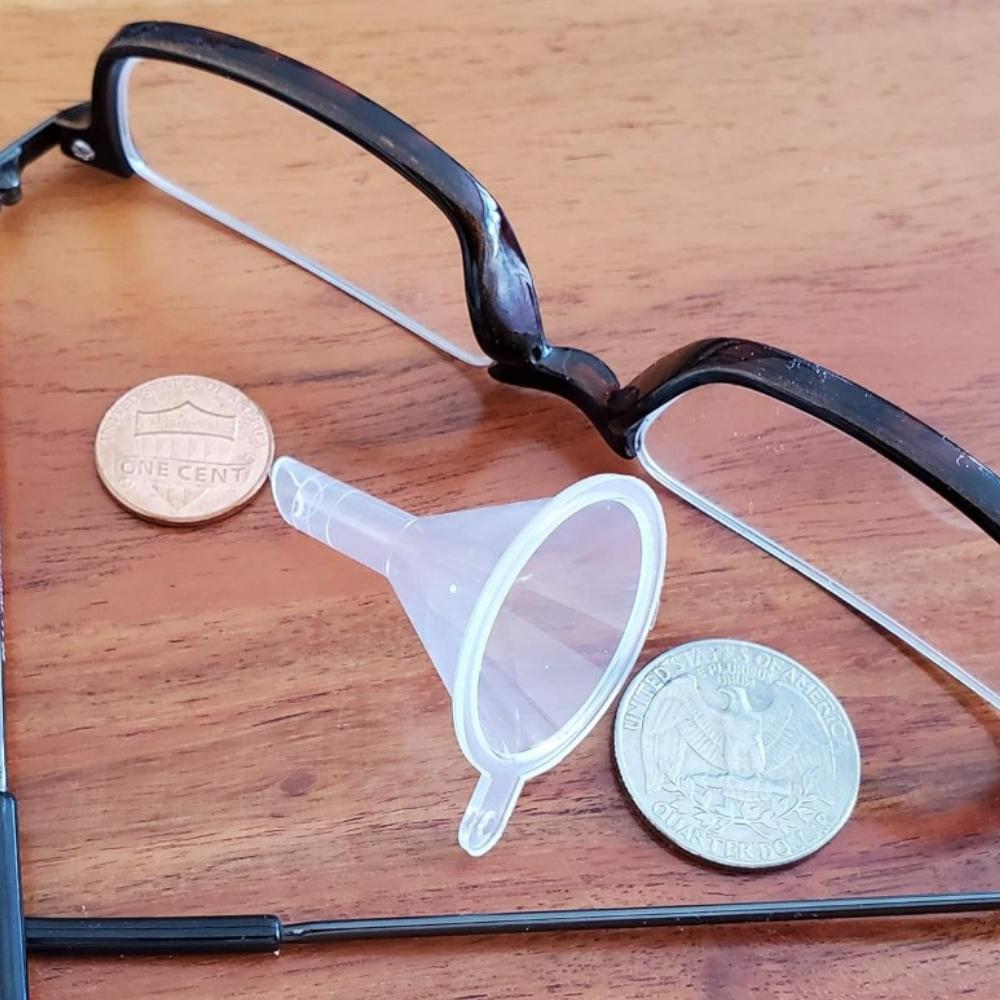 30-Pack Mini Funnel for Lab Bottles, Sand Art, Perfume, Spice, Powder, Essential Oil, Recreational, Kitchen Food Grade Small Plastic Funnel