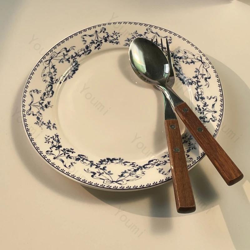 Обеденная тарелка в стиле ретро в китайском стиле с синими цветами, изысканные тарелки для завтрака, тарелка для десерта, закусок и послеобеденного чая высокого класса