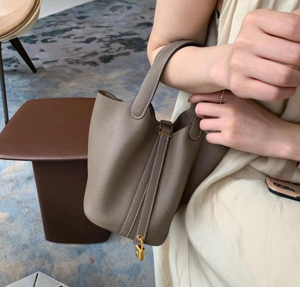 Импортная коровья кожа Ручная работа Кожаная женская сумка-ведро с зернистостью личи