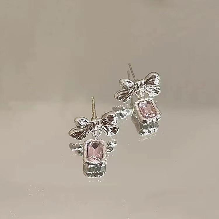 Темпераментные серьги с цирконом и кристаллами-бабочкой, легкие, роскошные и продвинутые модные универсальные серьги