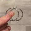Spicy Girl High-End Hoop Earrings: Simple, Stylish Ear Clips for a Trendy Look